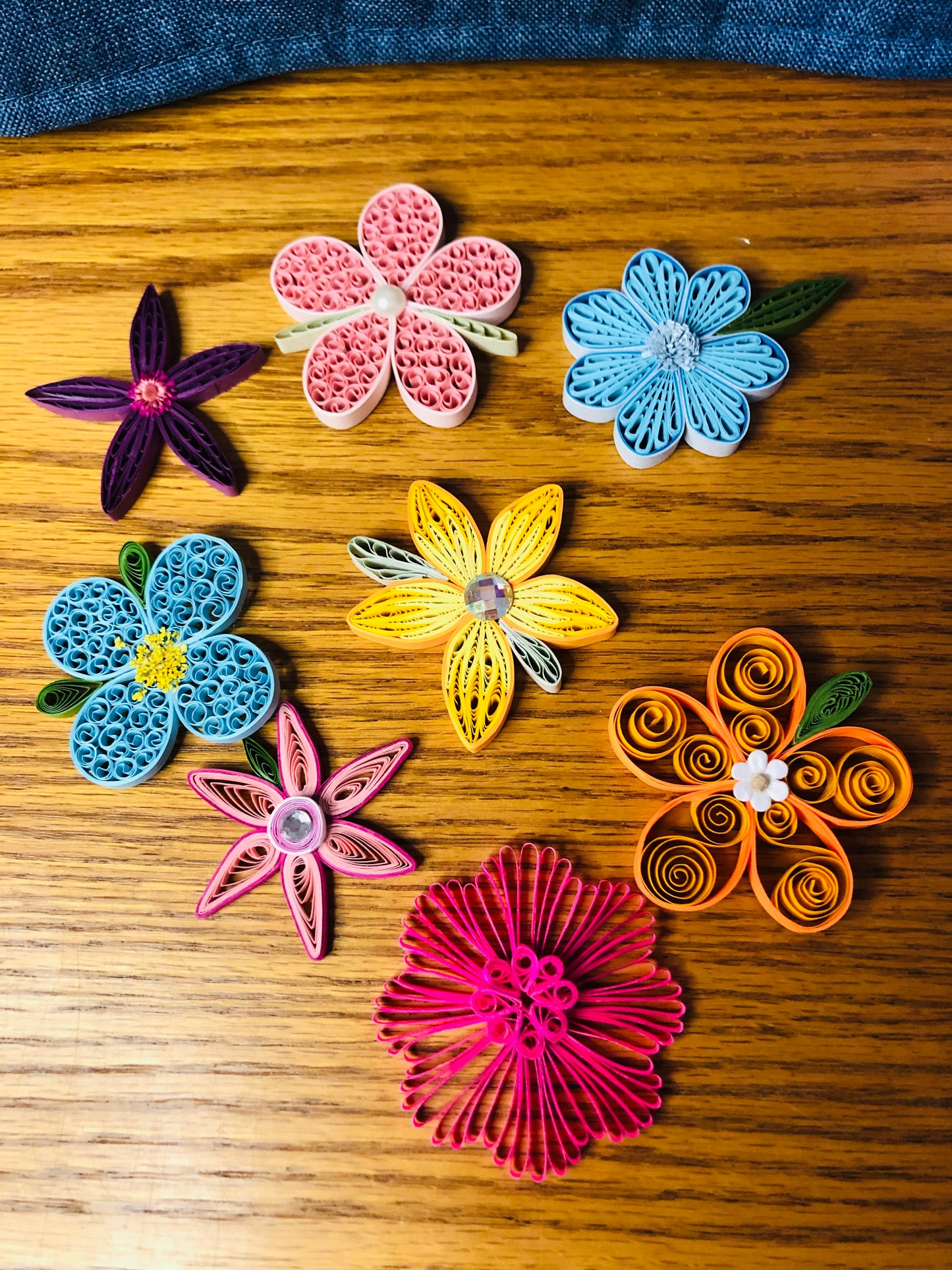 CLASS for Quilling Beginners to learn the basics and get great tips for success!  (Not 1mm strip class lesson)